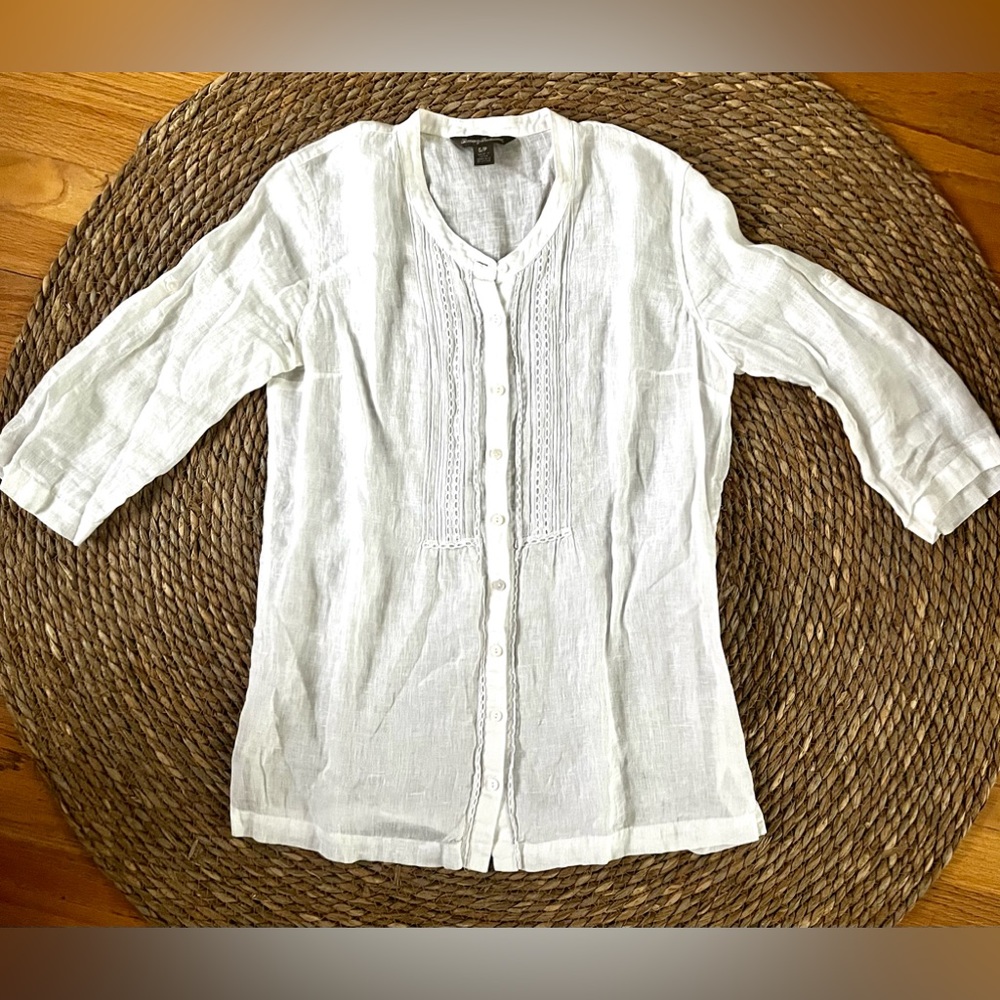 Tommy Bahama white linen button down tunic blouse. Size sm.